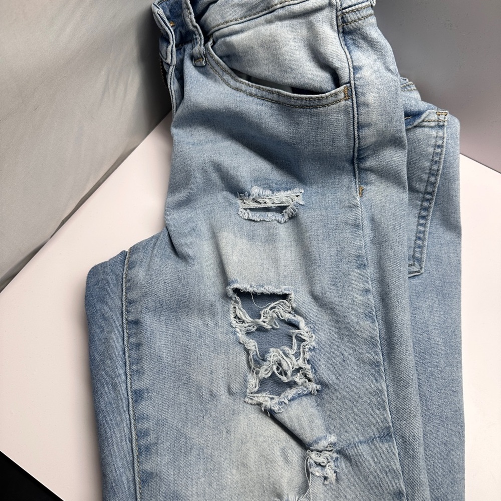 Light Blue Distressed Women's Jeans